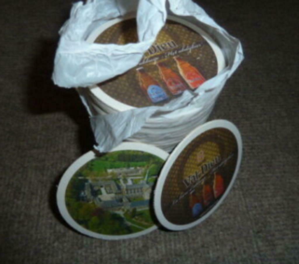 75 nieuwe bier viltjes VAL - DIEU Abbaye du Val Dieu - Aubel, Collections, Marques de bière, Enlèvement ou Envoi, Neuf, Sous-bock