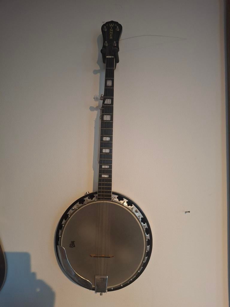 5-string banjo Winner, Musique & Instruments, Instruments à corde | Banjos, Enlèvement