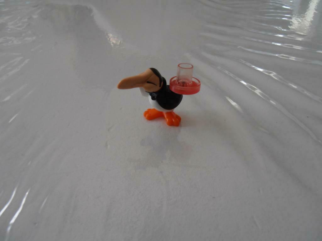 Figurine "Pingouin serveur K00 n 28" – KINDER/FERRERO 1999, Collections, Œufs à surprise, Utilisé, Numéros K, Enlèvement ou Envoi