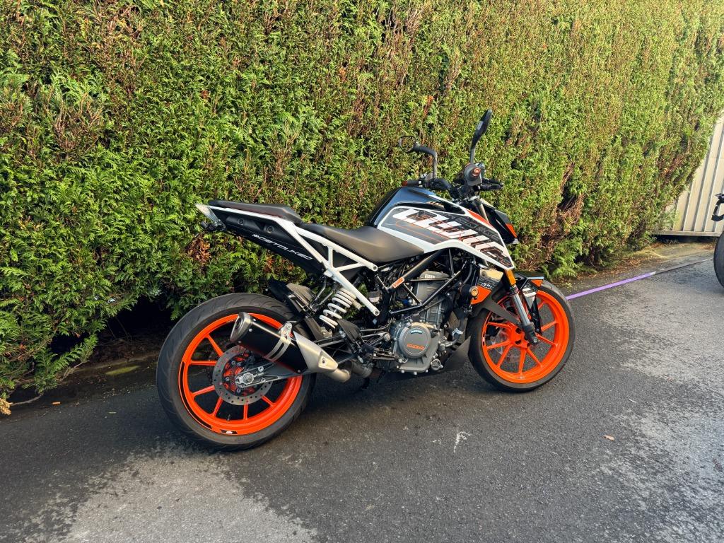 KTM - DUKE 390, 390 cm³, Entreprise, Contrôle de traction, 12 à 35 kW