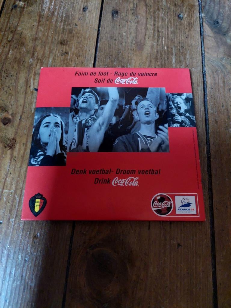 Football CD red devils world cup 1998 Coca-Cola Diables Roug, Enlèvement ou Envoi, Comme neuf