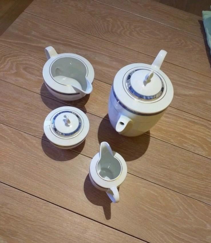 Lot de 4 pieces service porcelaine ligne d'or - HW, Enlèvement ou Envoi