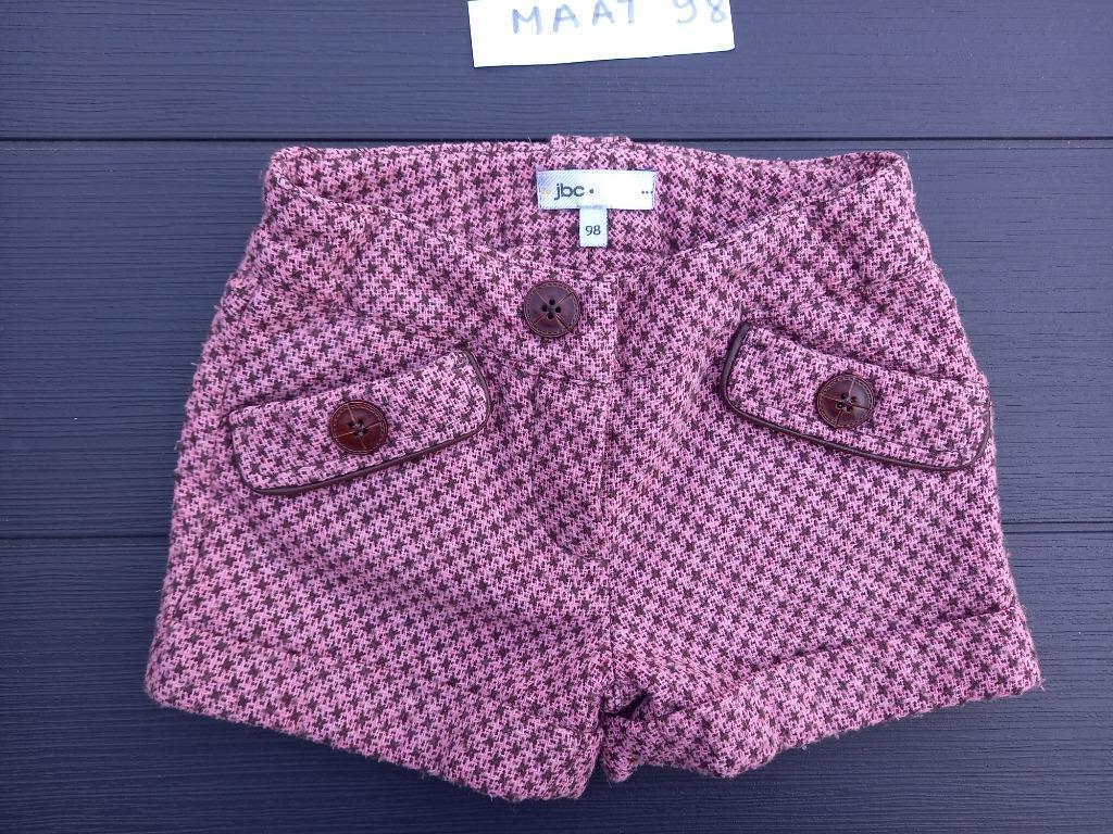 Nieuwstaat, mooi  (broek)shortje maat 98 JBC meisje, Kinderen en Baby's, Kinderkleding | Maat 98, Broek, Meisje, JBC, Ophalen of Verzenden