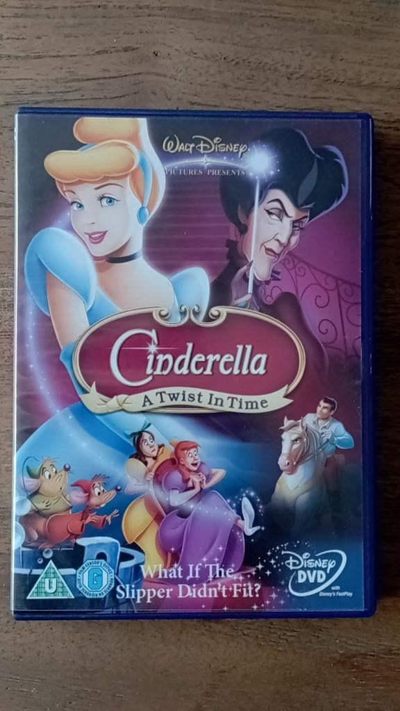 Disney: Cinderella/Assepoester III - A Twist in Time, Gebruikt, Tekenfilm, Ophalen of Verzenden, Alle leeftijden