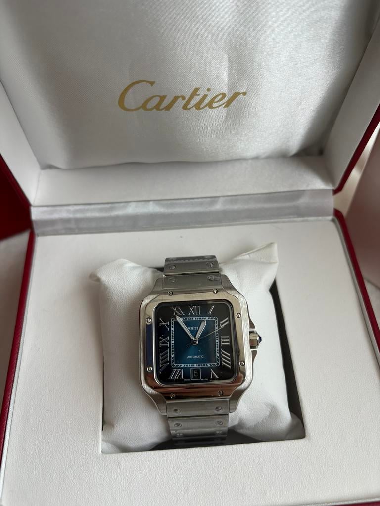 Horloge donkerblauw niew, Enlèvement
