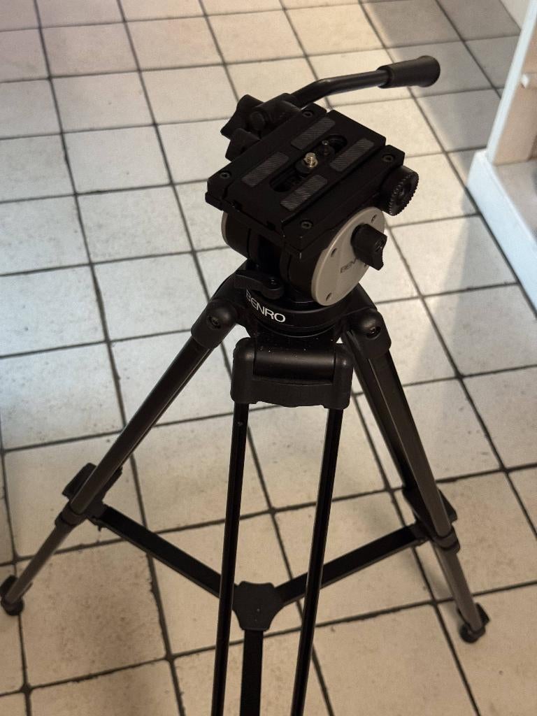 benro kh25 videostatief + tas, Audio, Tv en Foto, Fotografie | Statieven en Balhoofden, Ophalen, Gebruikt, Driepoot