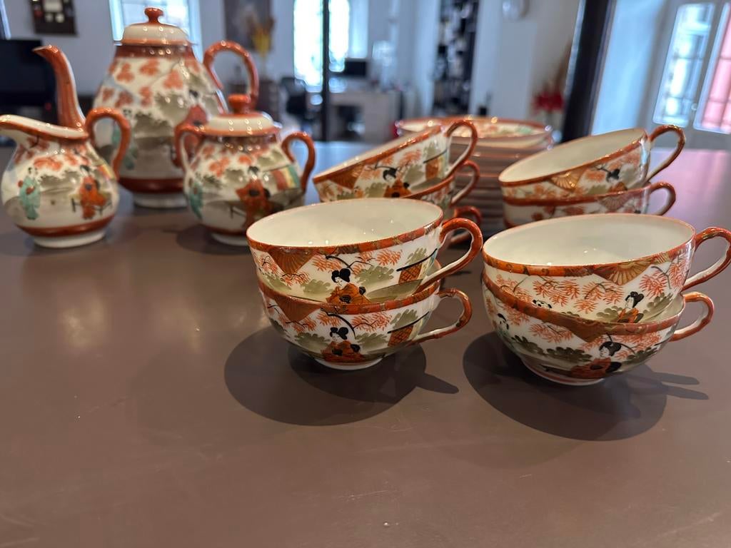 Japans vintage theeservies „geisha”, Antiek en Kunst, Ophalen