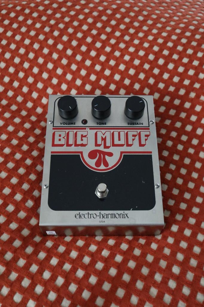 Electro Harmonix Big Muff bas fuzz, Enlèvement ou Envoi, Comme neuf, Distortion, Overdrive ou Fuzz
