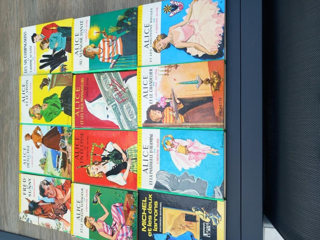 12 Livres bibliothèque verte, bon état, Ophalen of Verzenden, Zo goed als nieuw