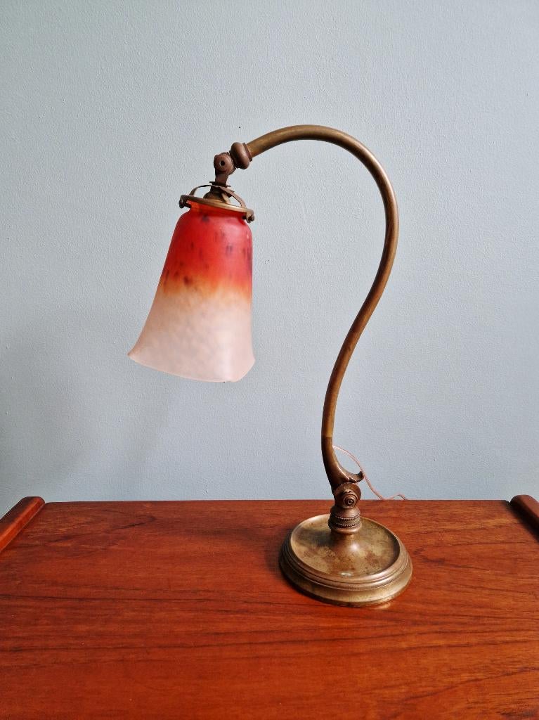 Lampe de bureau Art Déco en bronze et tulipe Schneider, 1920, Antiquités & Art, Antiquités | Éclairage, Enlèvement ou Envoi