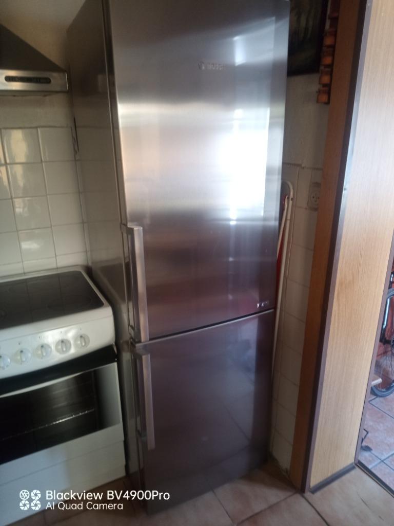 Frigo-surgelateur BOSCH A+++(A REPARER!!), Electroménager, Pièces & Accessoires, Utilisé, Enlèvement