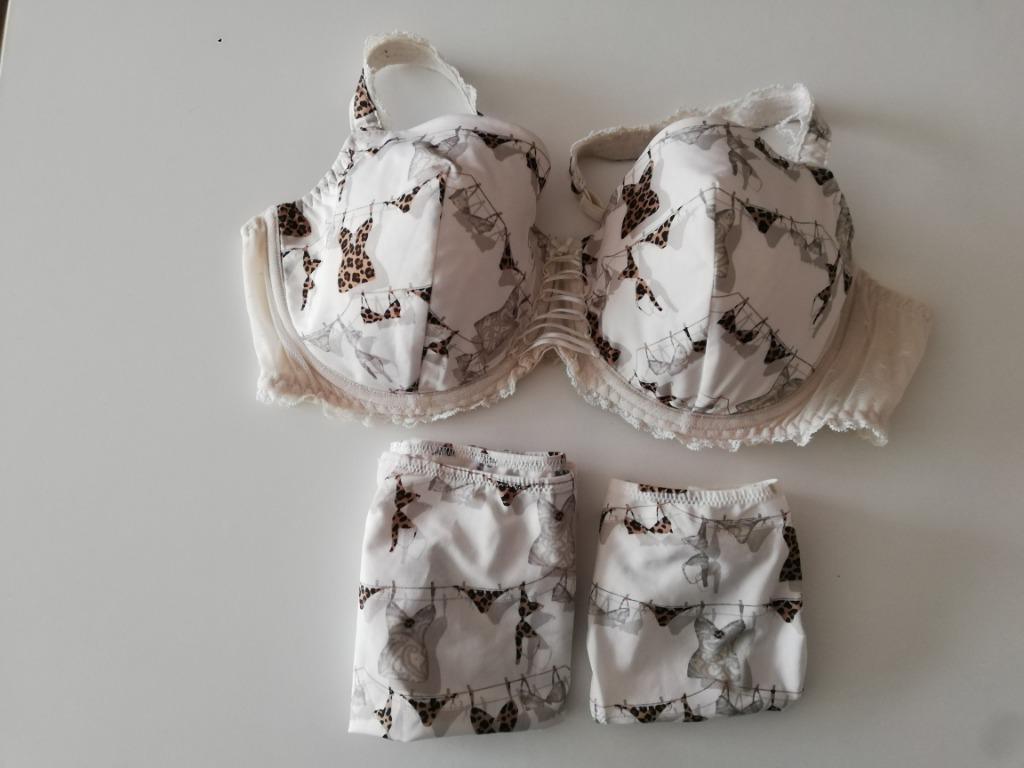 Ensemble de lingerie blanc, Antigel, Enlèvement ou Envoi, Blanc, Ensemble