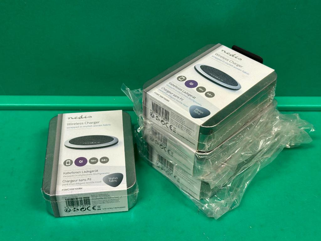 Wireless charger (fast charging) 4 stuks NIEUW, Télécoms, Téléphonie mobile | Chargeurs pour téléphone, Enlèvement ou Envoi, Neuf
