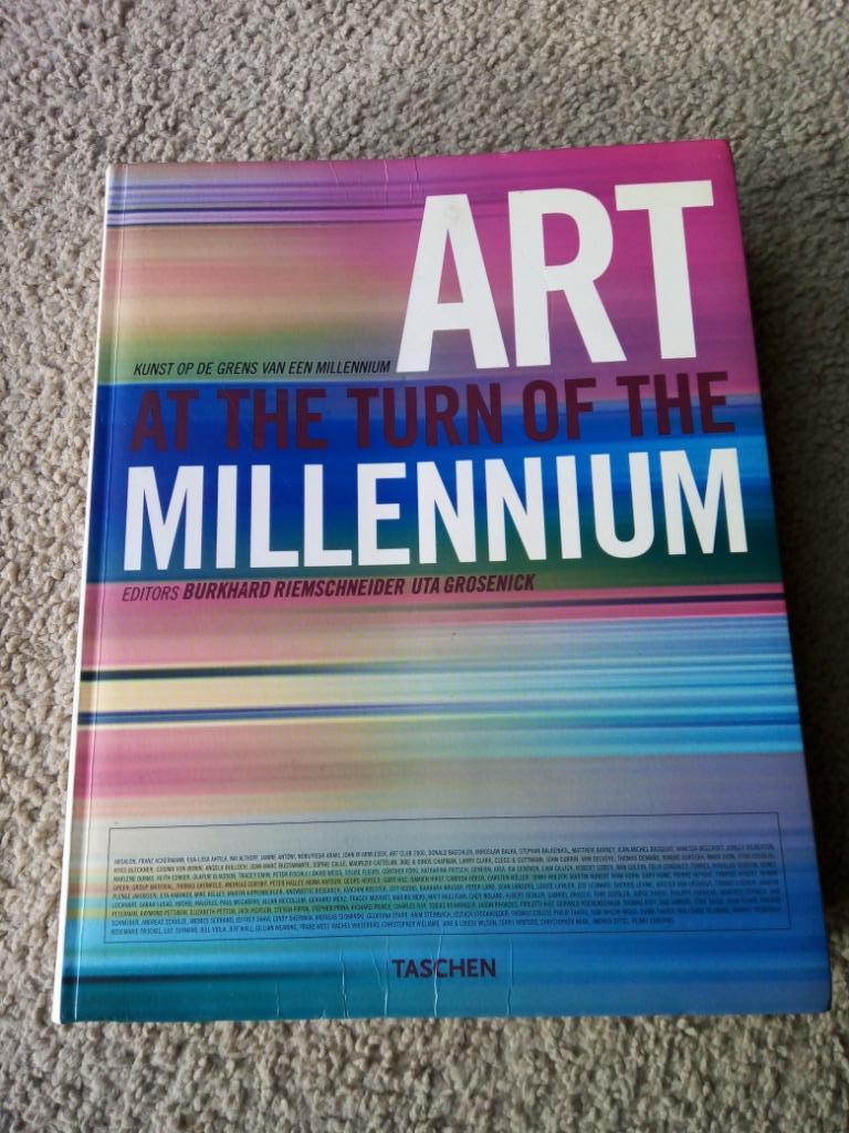 art at the turn of the millennium, Ophalen of Verzenden, Zo goed als nieuw