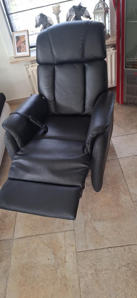 Swiss elektrische relax, nieuw, aangepaste prijs, Huis en Inrichting, Ophalen, Modern, strak, tijdloos, Nieuw, 75 tot 100 cm