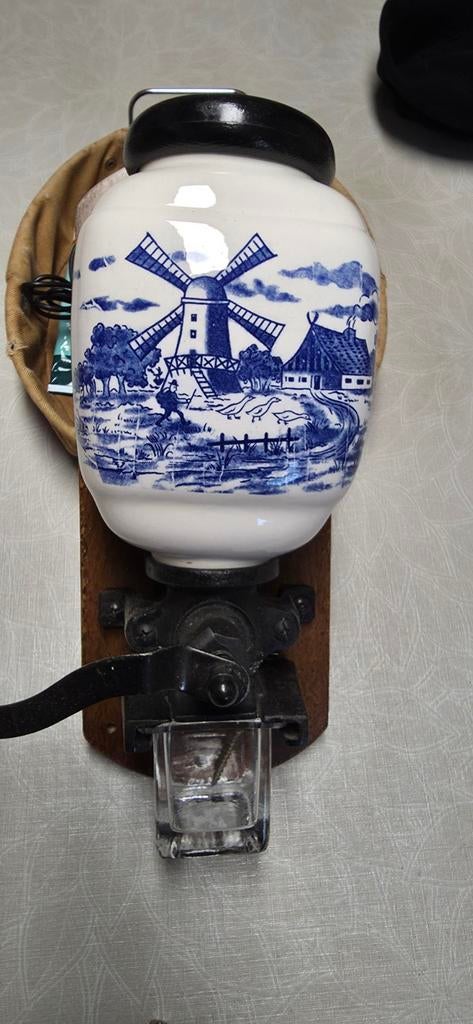 koffiemolen, Ophalen