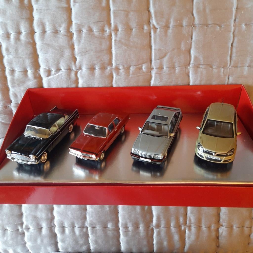 Coffret CORGI n 1004 : 100 ans de VAUXHALL MOTORS. *MIB*NEUF, Enlèvement, Neuf, Voiture, Corgi