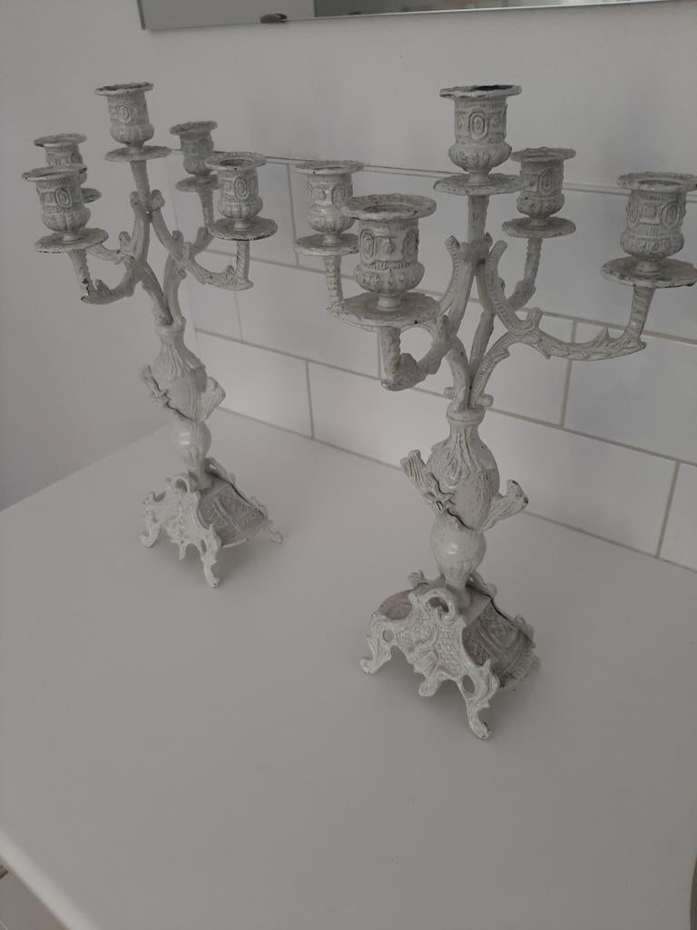 2 ijzeren kandelaars, Ophalen, Wit
