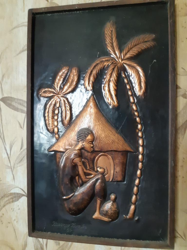 Gehamerd koperen gezicht van een vrouw, Antiek en Kunst, Antiek | Brons en Koper, Koper, Ophalen