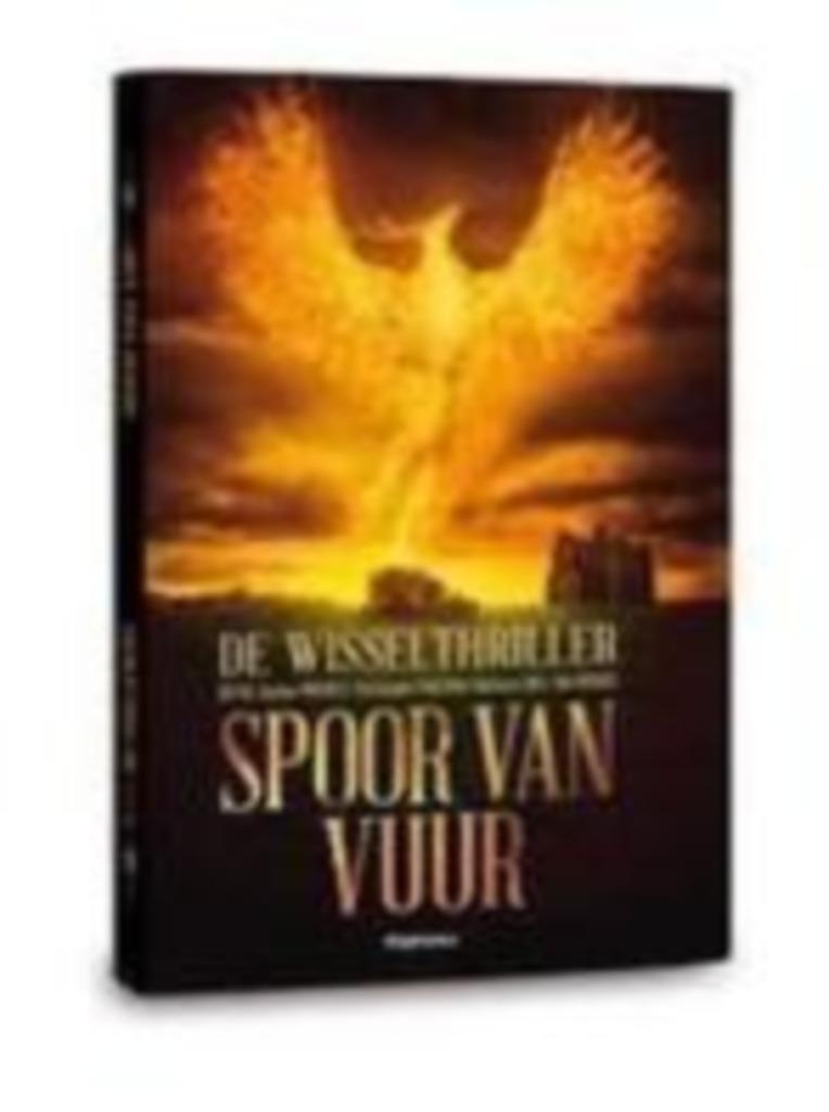 Spoor van vuur signature de feu de wisselthriller, Boeken, Thrillers, Zo goed als nieuw, Ophalen of Verzenden