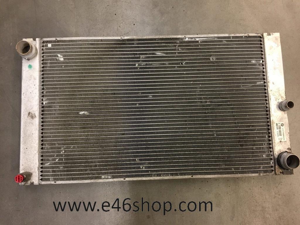 Radiateur BMW E60 E61 525d 530d 535d m57 motor, Enlèvement ou Envoi, Utilisé, BMW