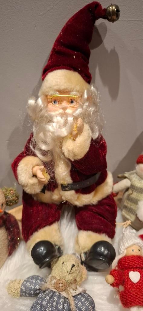 16 Kerstfiguurtjes alles voor € 20, Ophalen