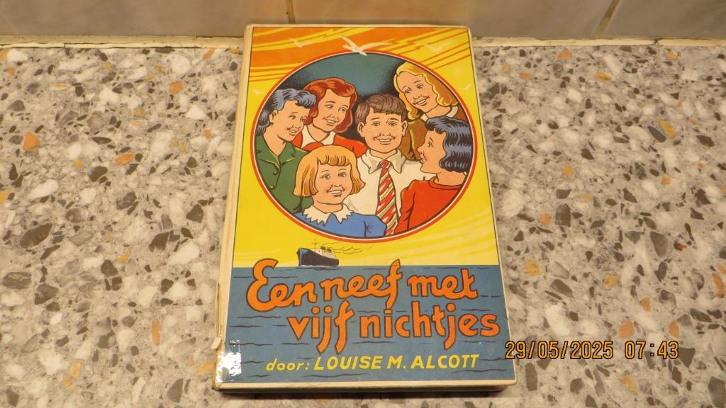 Een neef met vijf nichtjes door Louise M. ALOCCY  uit 1950, Ophalen of Verzenden, Zo goed als nieuw, Louise ALCOTT