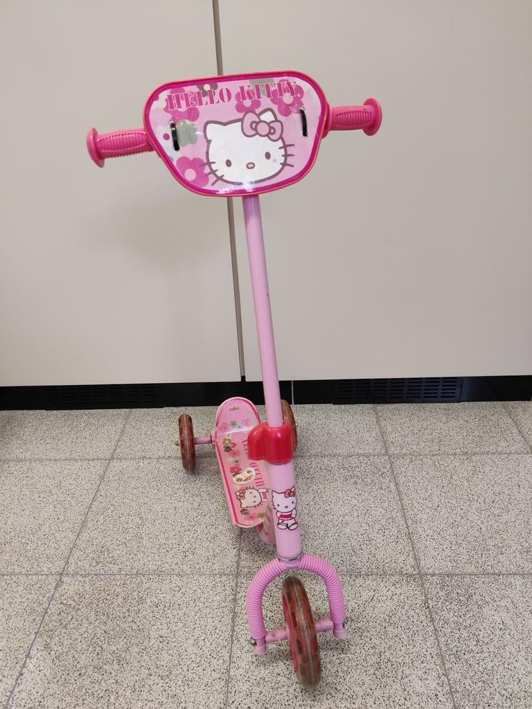 Step Hello Kitty voor kleuter., Ophalen of Verzenden, Gebruikt, Gewone step, Hello Kitty