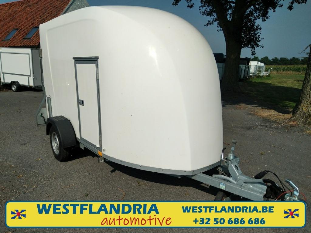 Gesloten motortrailer met beugel en reservewiel, oktober 24, Motoren, Bedrijf