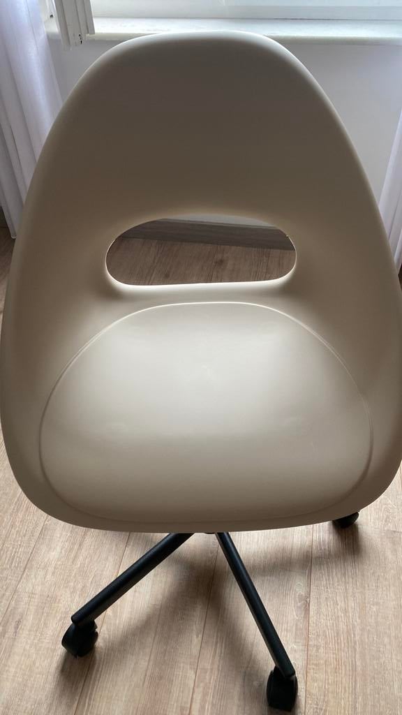 Nieuwe bureaustoel ikea beige, Ophalen, Nieuw, Beige, Bureaustoel