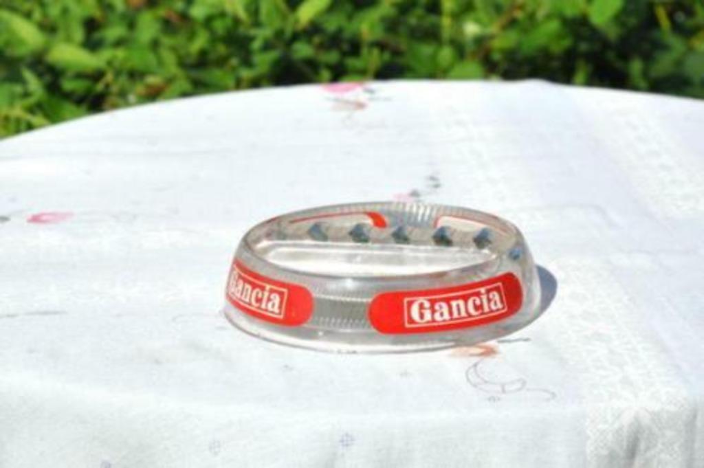 § cendrier verre gancia, Verzamelen, Ophalen of Verzenden, Zo goed als nieuw, Overige typen