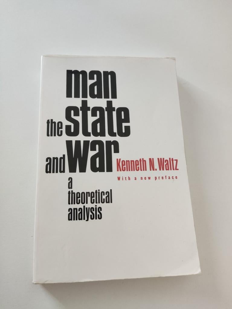 The man, the state and war. Kenneth N. Waltz, Enlèvement, Comme neuf, Kenneth N. Waltz