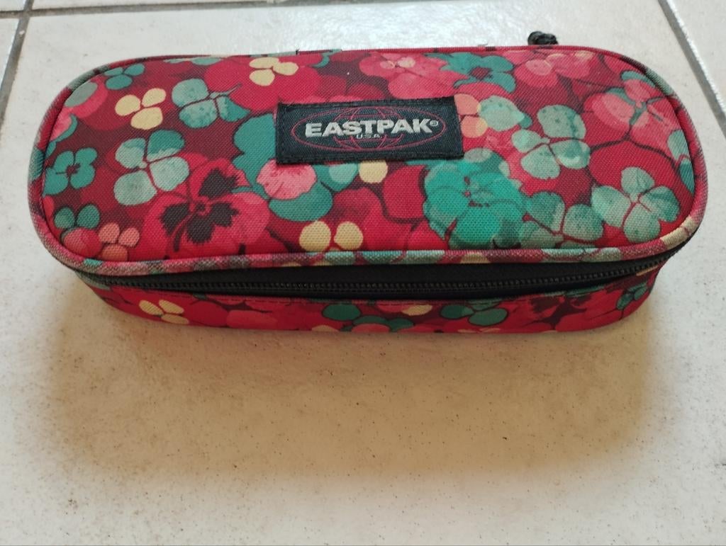 Pennenzak Eastpak, Ophalen of Verzenden, Zo goed als nieuw