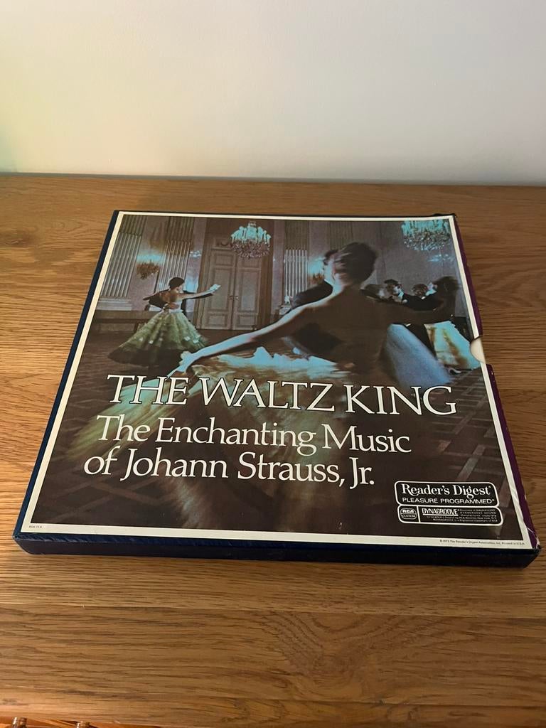 The Waltz King, Enlèvement ou Envoi, Comme neuf