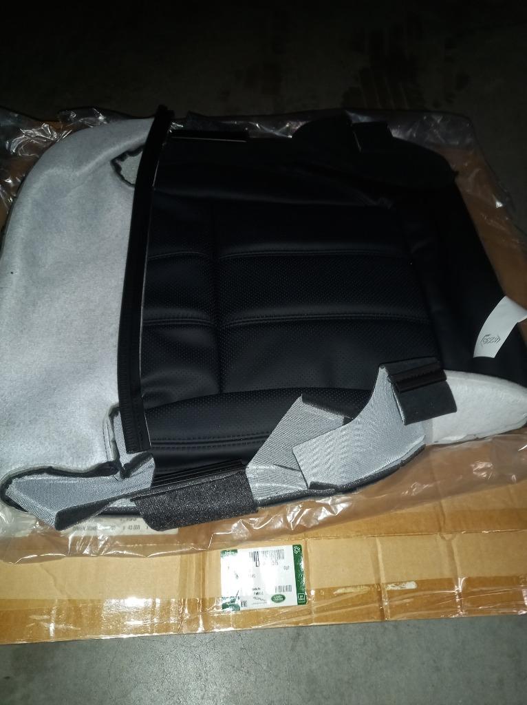 Range Rover Sport zitkussen zetel links voor zwart geperf., Auto-onderdelen, Ophalen of Verzenden, Nieuw, Land Rover