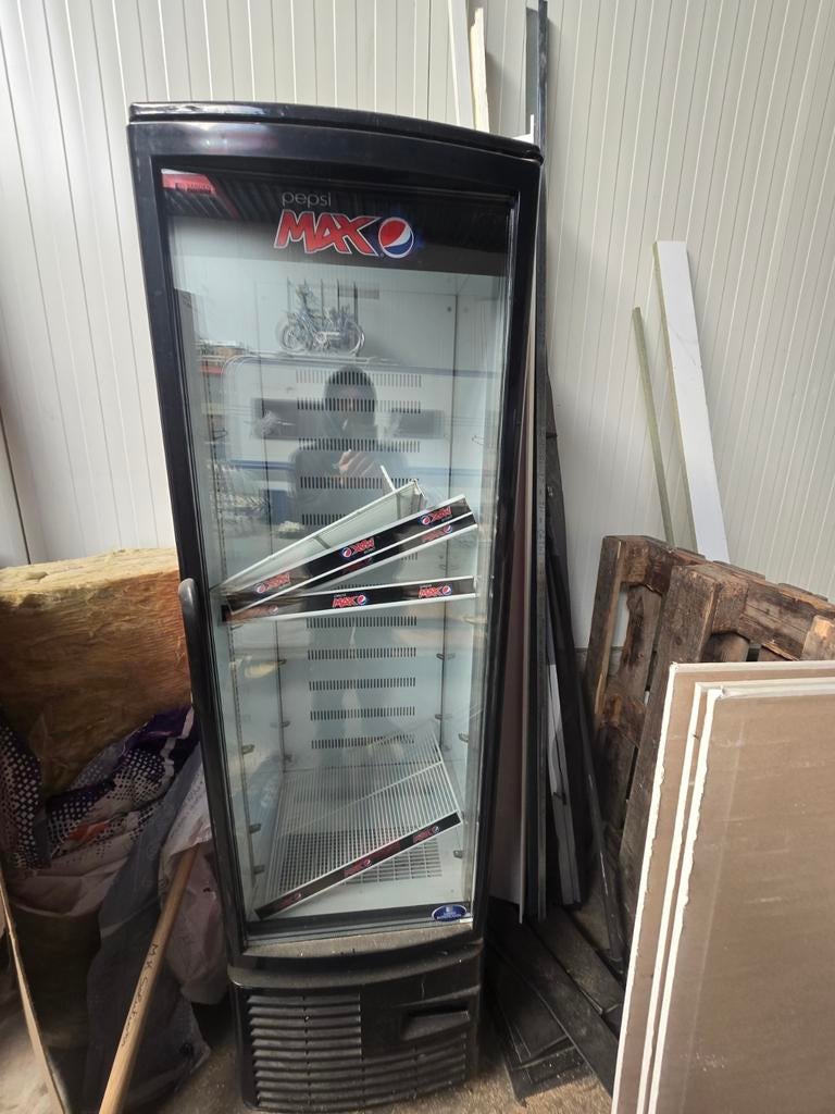 Koelkast horeca pepsi Cola met verlichting.  Airco cooler, Elektronische apparatuur, Ophalen