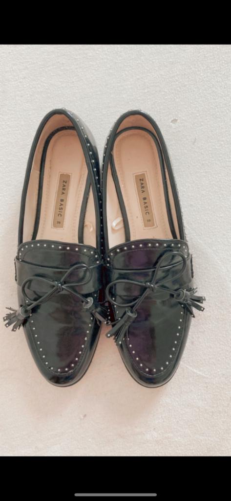 Zwarte loafers - maat 39 - goede staat!, Kleding | Dames, Verzenden, Gedragen, Instappers, Zwart