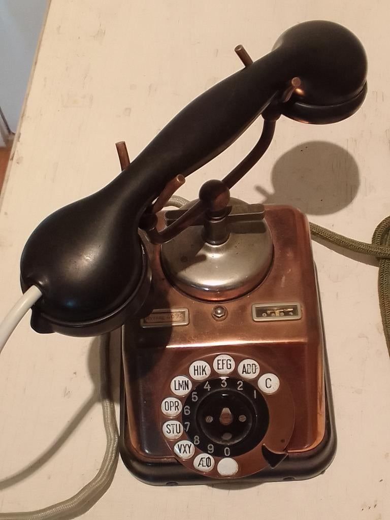 Vieux téléphone, Enlèvement, Utilisé, Avec cadran rotatif