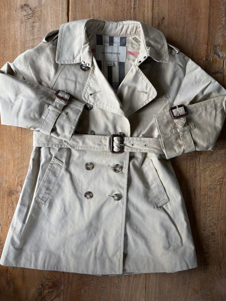 Burberry trenchcoat 4 jaar, Ophalen, Meisje, Zo goed als nieuw, Burberry