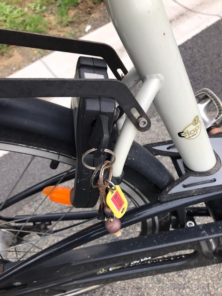 Vélo femme pas électrique mais complet vélo adulte, Enlèvement