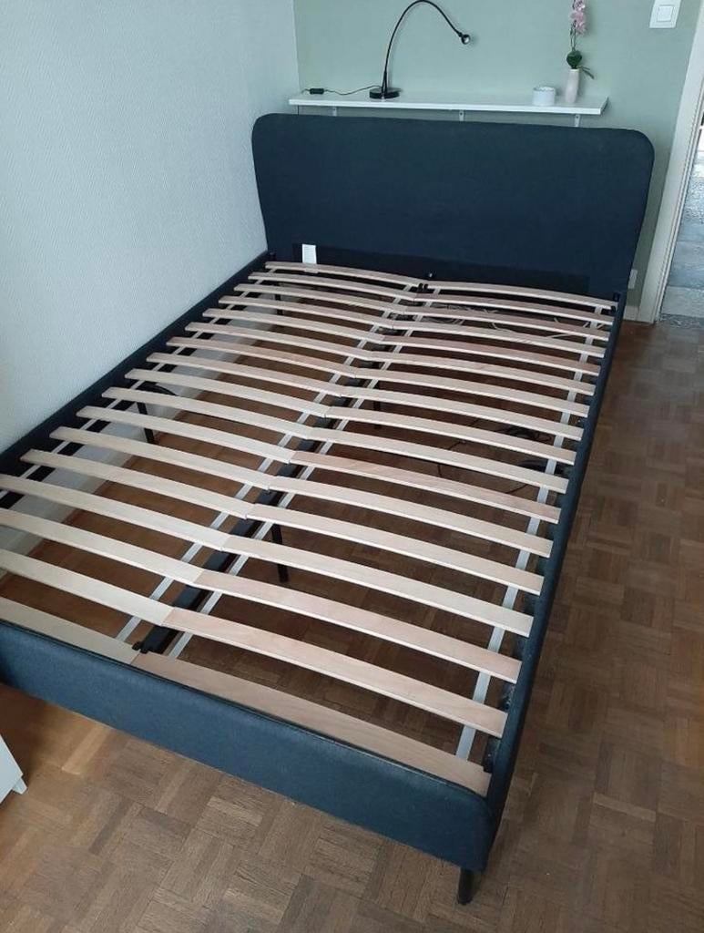 Lit Ikea Slattum avec sommier à lattes, Maison & Meubles, Chambre à coucher | Lits, Enlèvement, Comme neuf