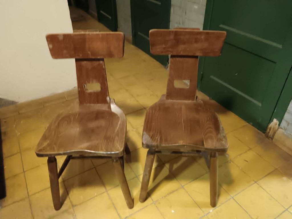 4 chaises robustes en bois, Brun, Enlèvement, Utilisé, Bois