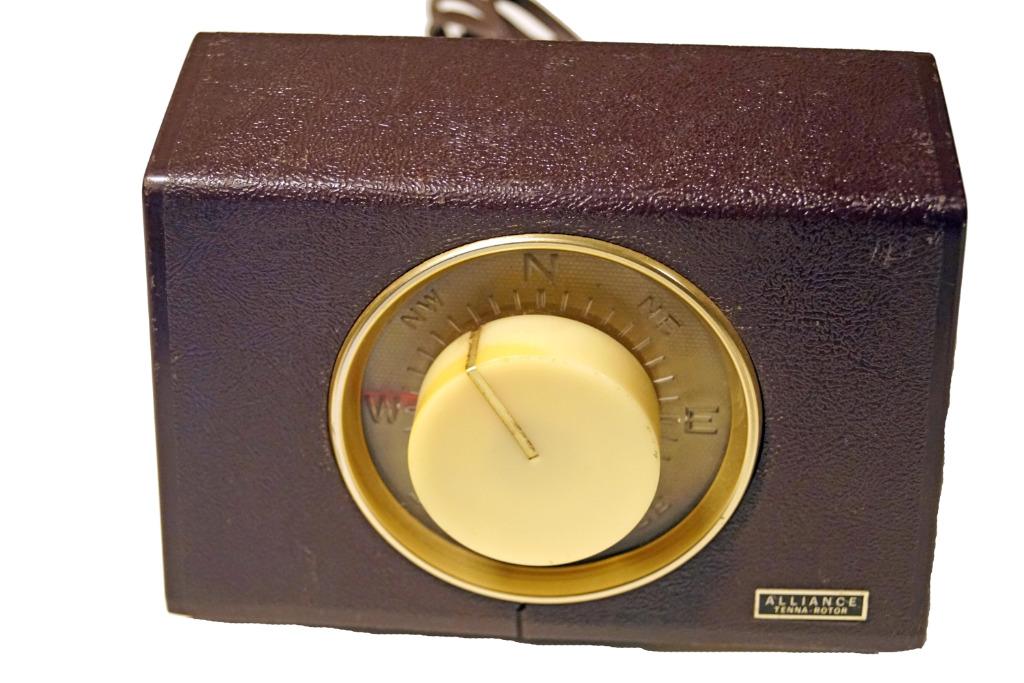 60's Alliance bakelieten TV-antenne rotator, Enlèvement ou Envoi