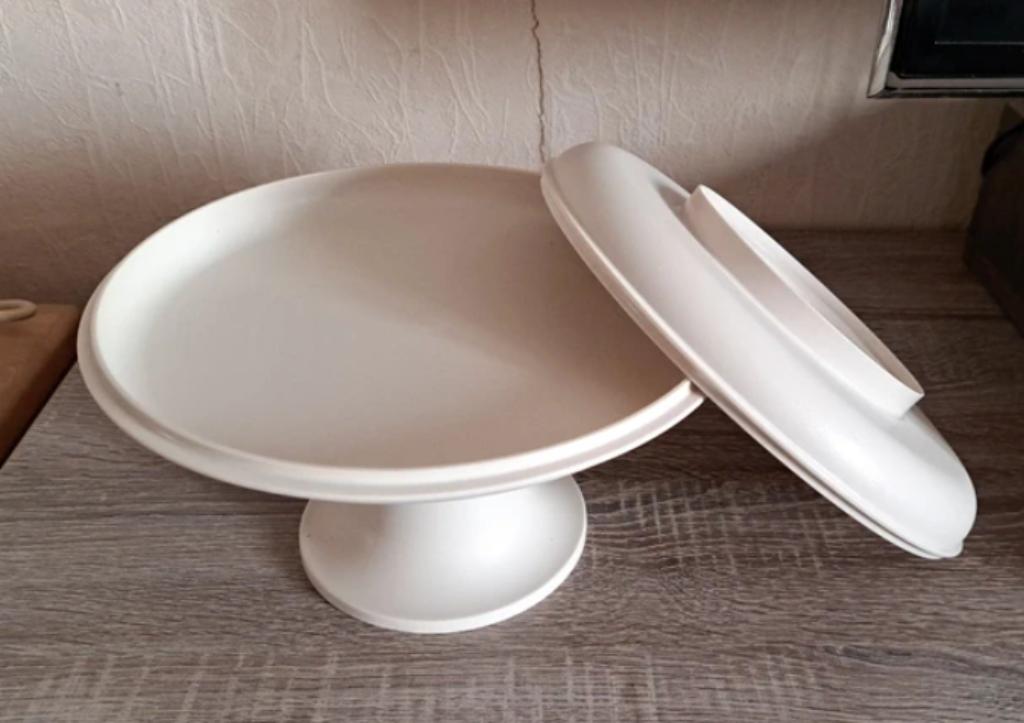 Tupperware vintage cake stand, Ophalen of Verzenden, Nieuw, Crème, Schaal