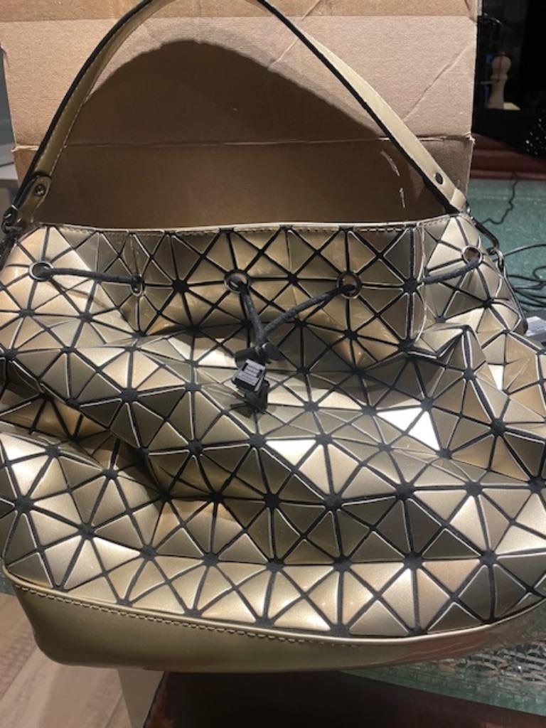 Handtas goudkleur Issey Miyake ZGA NIEUW, Enlèvement ou Envoi, Comme neuf, Noir, Sac à main