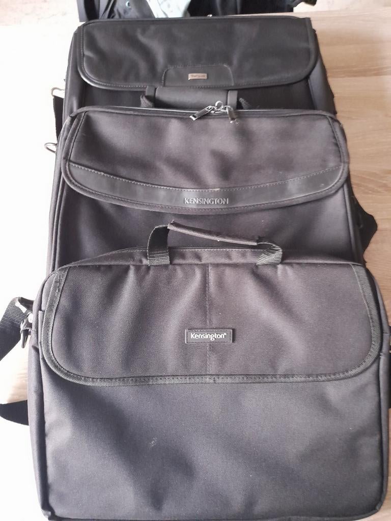 Laptop tassen Kensington 2x en 1x  targus, Ophalen of Verzenden, Gebruikt, Schoudertas