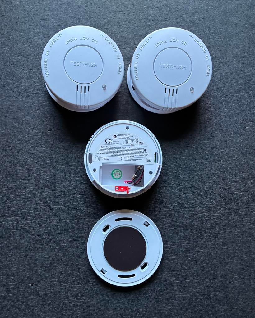 Détecteur de fumée Smartwares avec support magnétique, Enlèvement ou Envoi