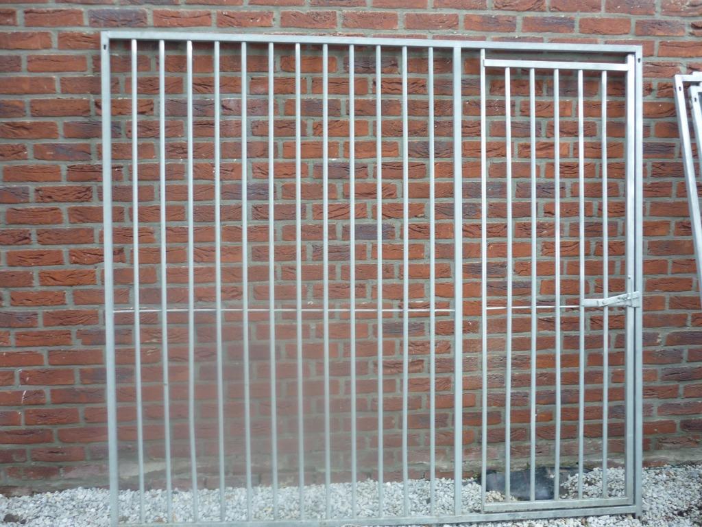 honden kennel, Dieren en Toebehoren, Hondenhokken, Ophalen, Hondenkennel, 100 cm of meer, 110 cm of meer