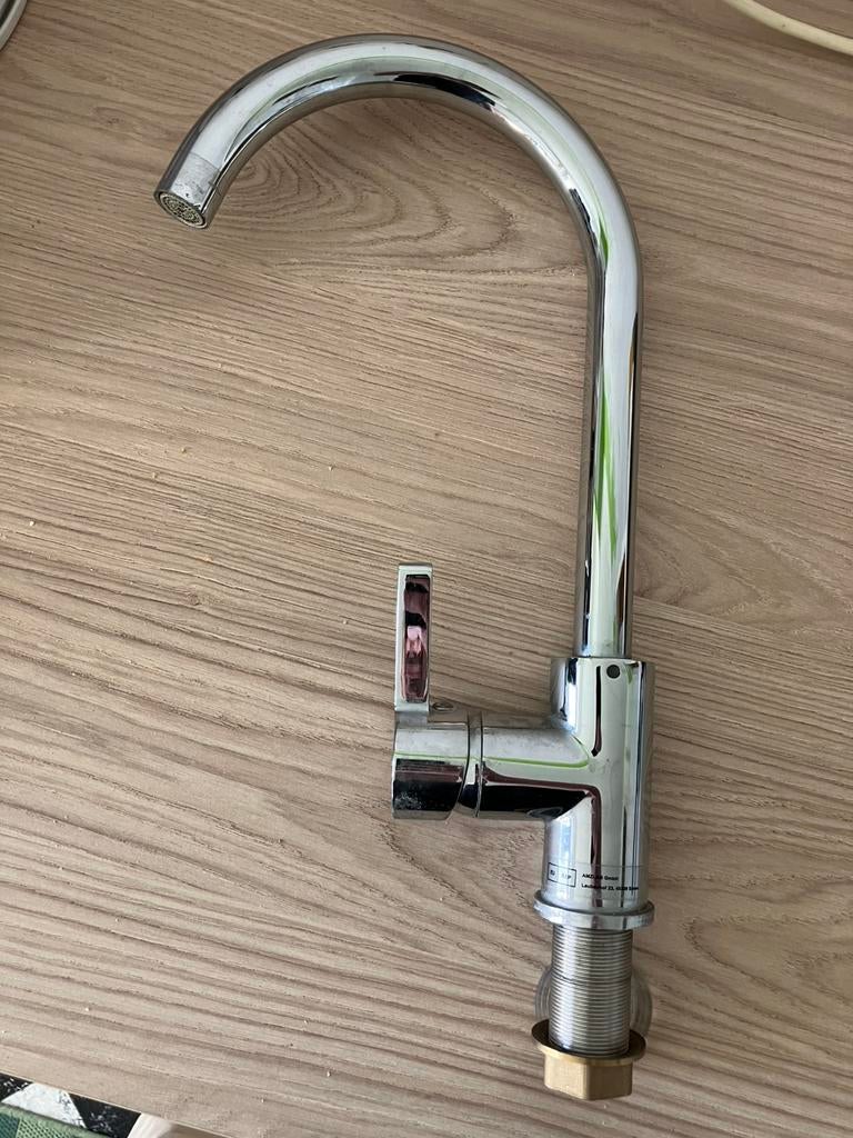 Mitigeur robinet basse pression de marque Bonade, Enlèvement, Utilisé