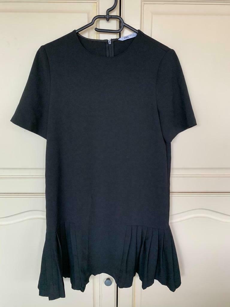 NIEUW Kleedje ZARA, ZARA, Zwart, Nieuw, Ophalen of Verzenden
